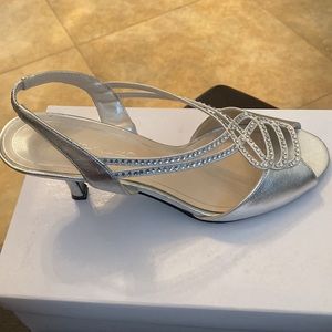 Caparros evening silver heels